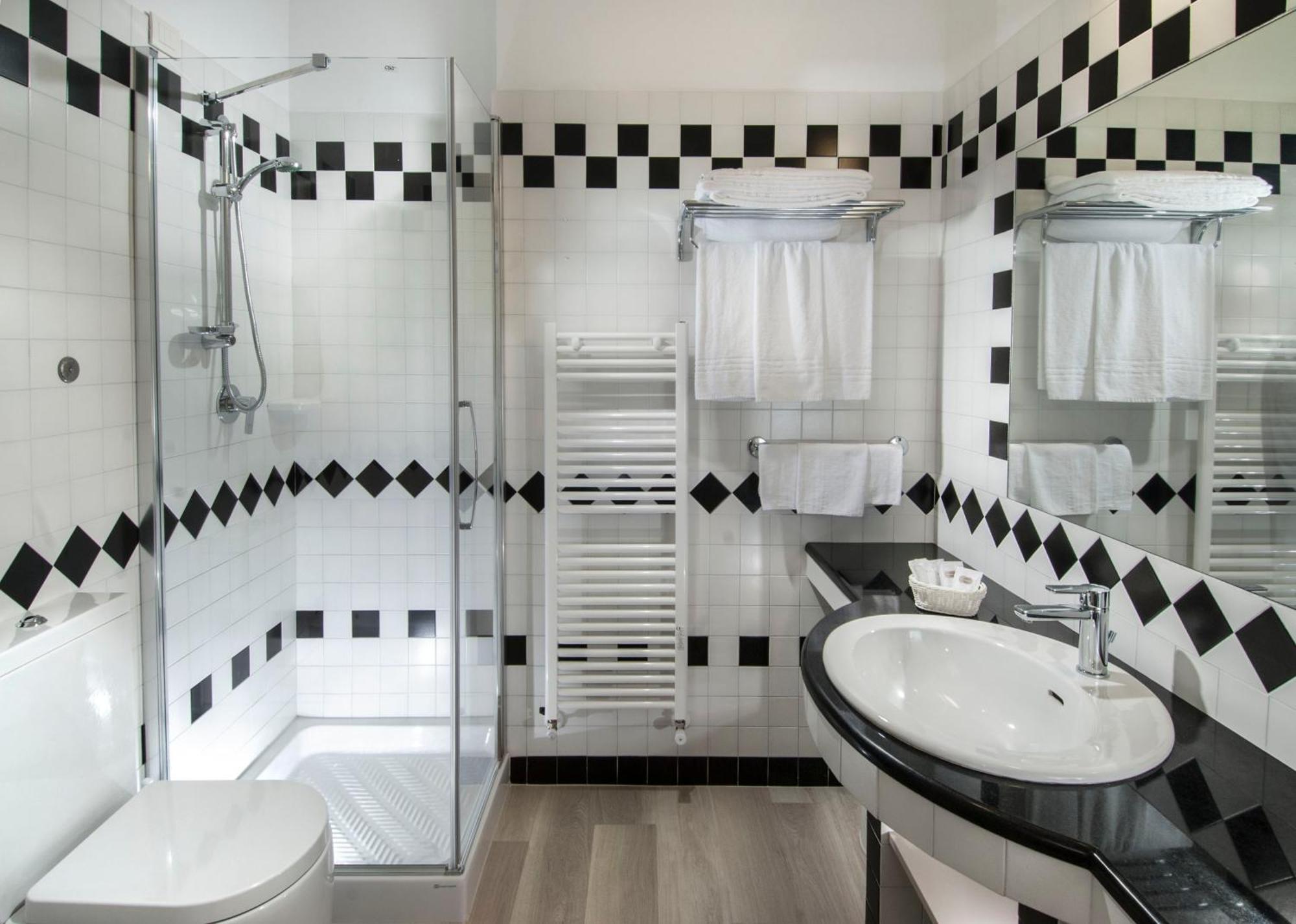 Hotel Prestige Cattolica Eksteriør billede