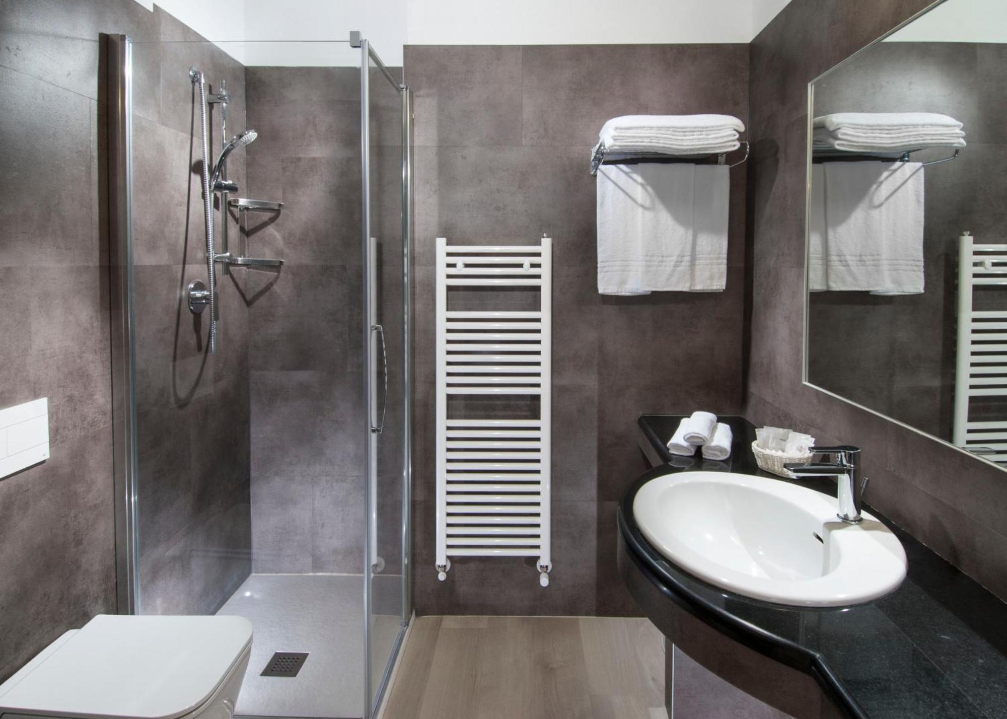 Hotel Prestige Cattolica Eksteriør billede