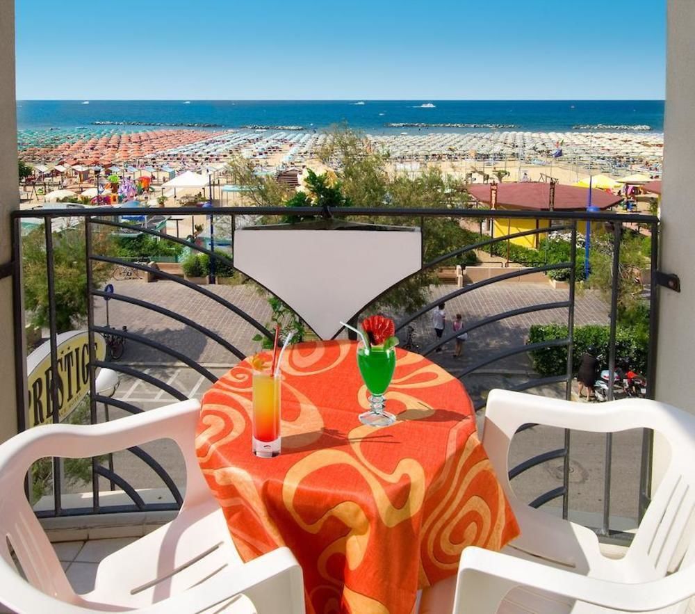 Hotel Prestige Cattolica Eksteriør billede